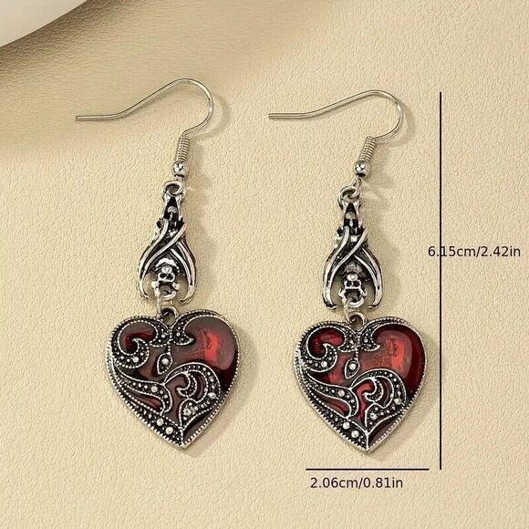 Elegant Gothic Style Earrings - Picture 3 of 5